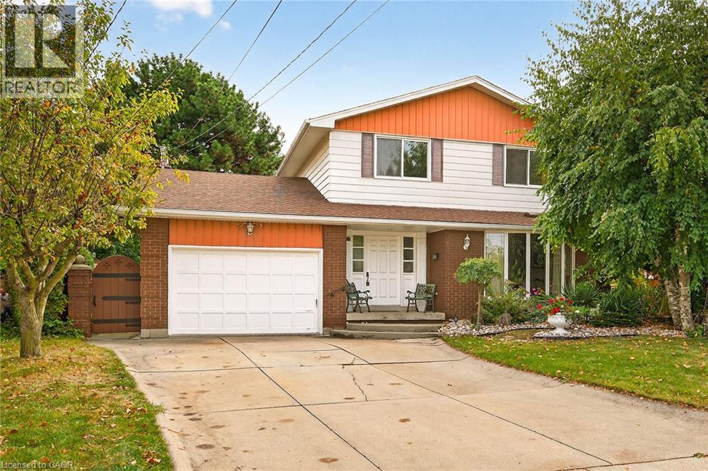 36 Blanche Court, Hamilton, Ontario  L8K 3P3 - Photo 2 - 40773182
