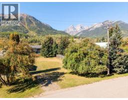 1141 8TH Avenue, fernie, British Columbia