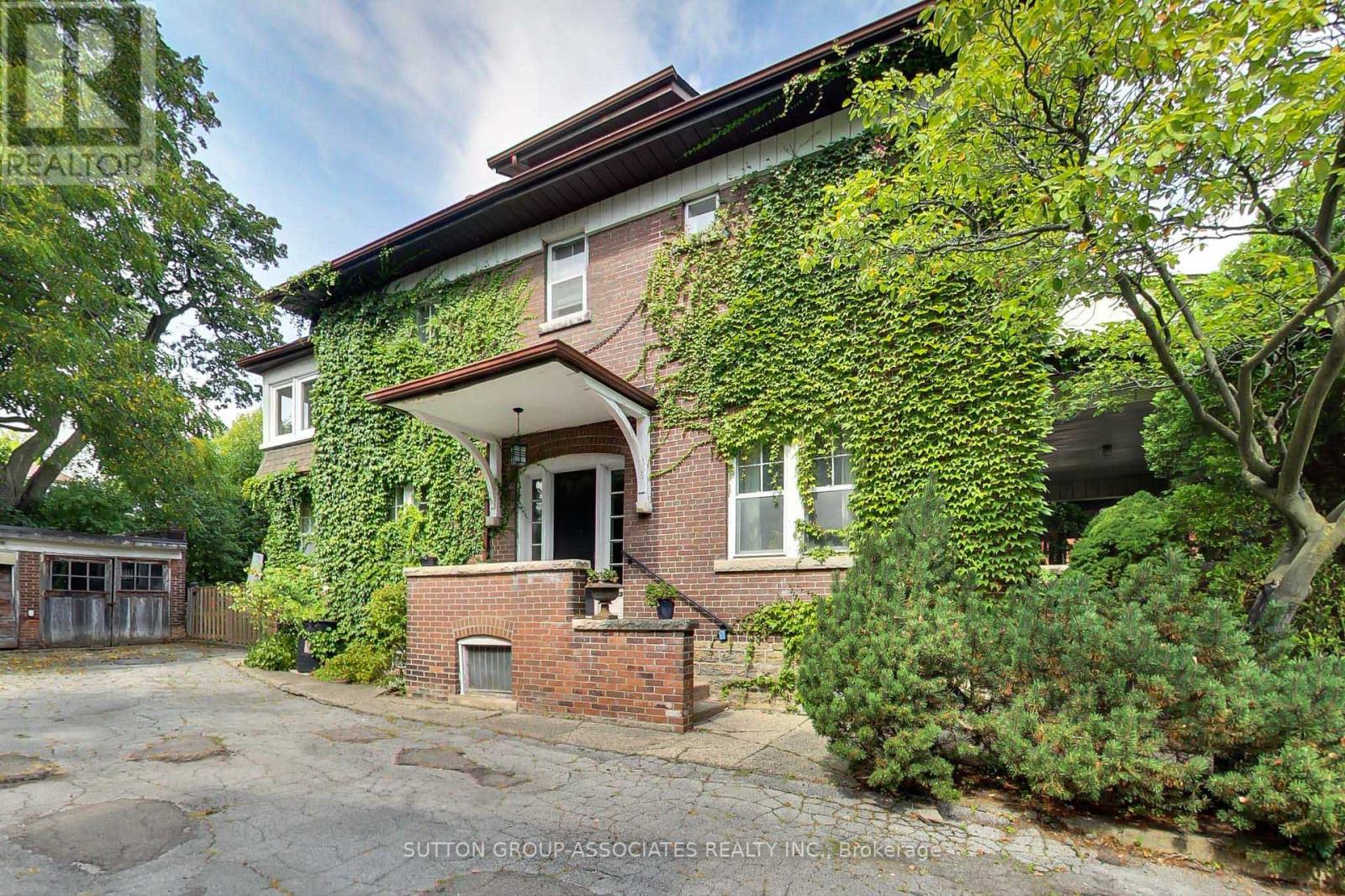 14 BRACONDALE HILL ROAD, Toronto, Ontario