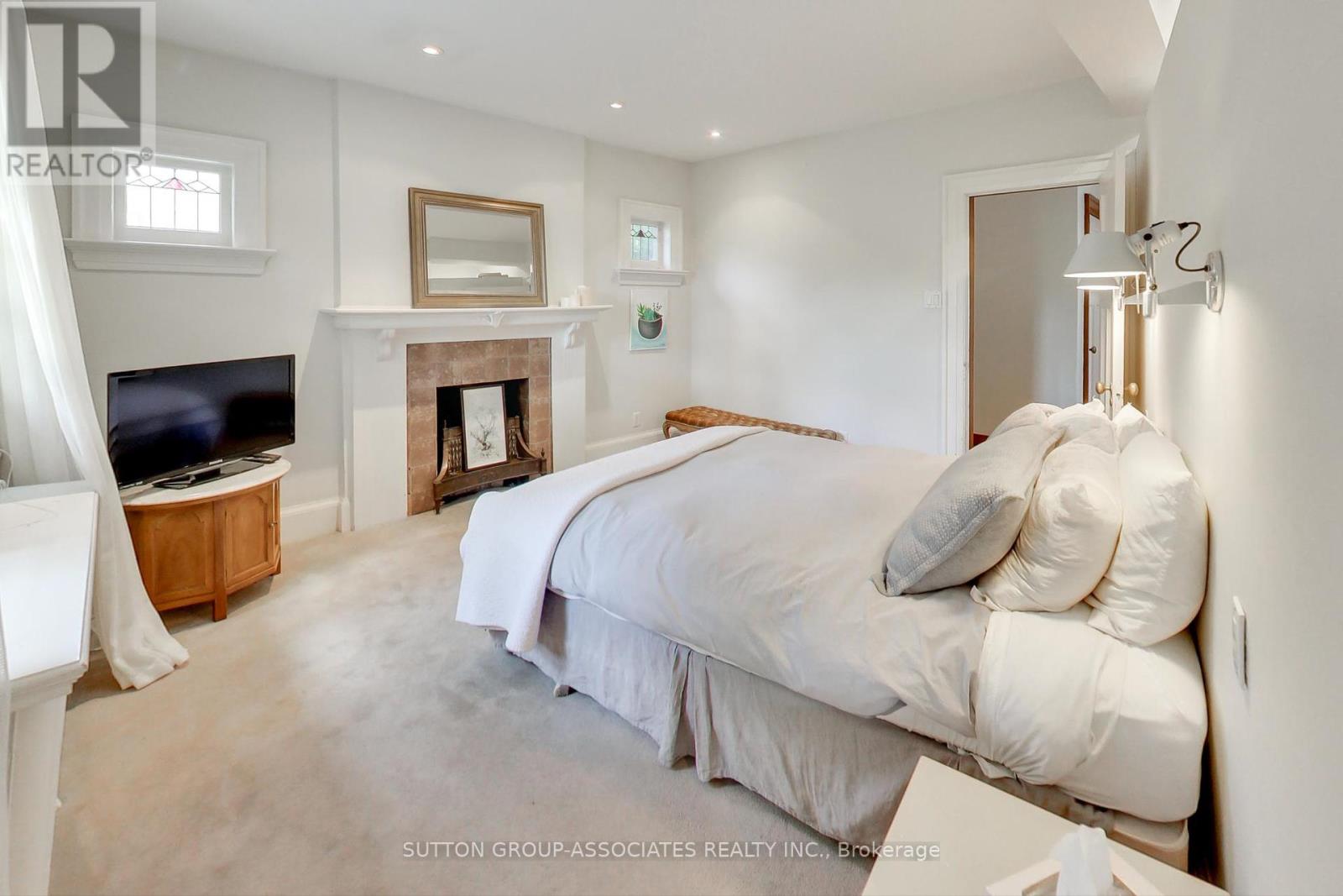 14 Bracondale Hill Road, Toronto, Ontario  M6G 3P4 - Photo 22 - C12424310