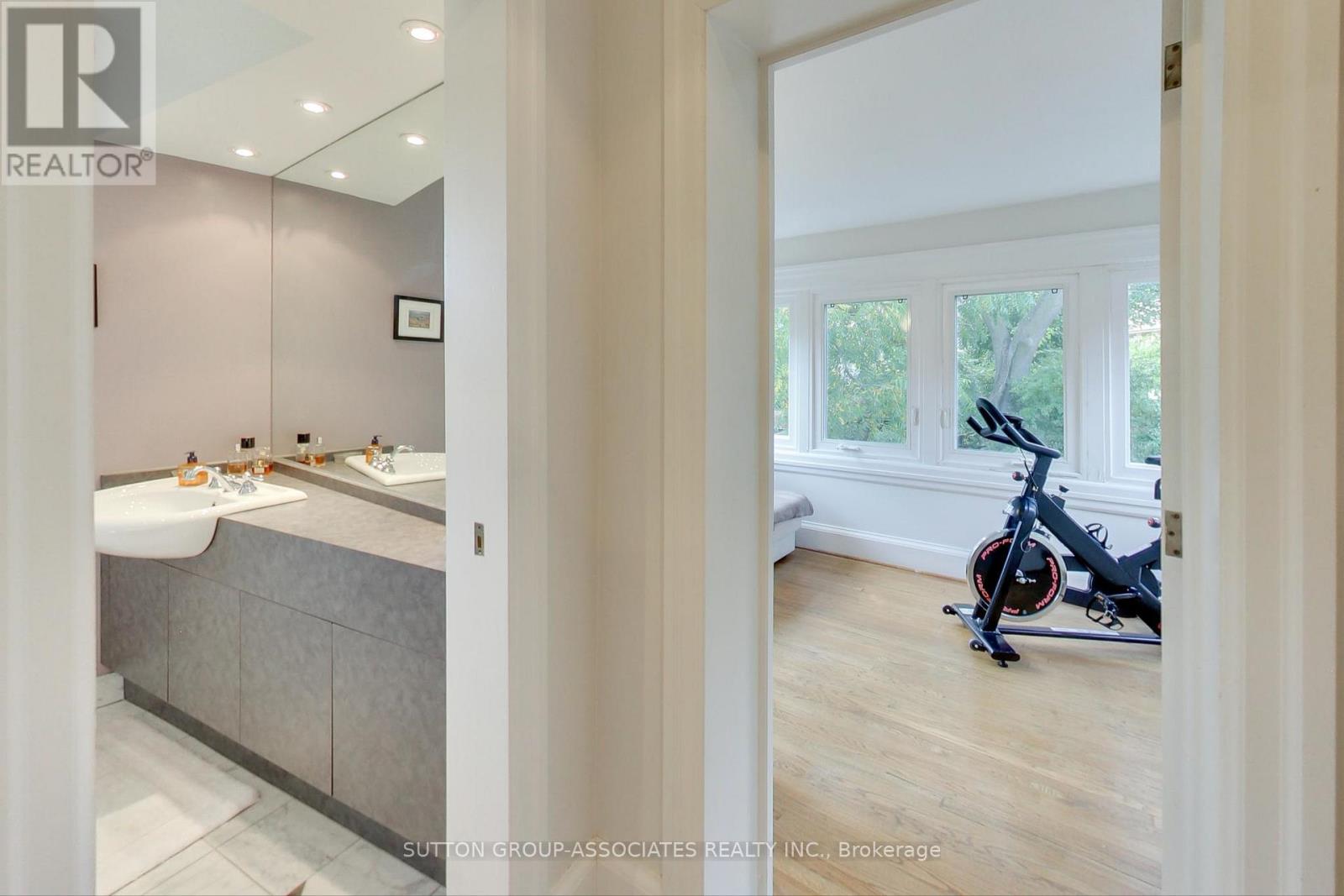 14 Bracondale Hill Road, Toronto, Ontario  M6G 3P4 - Photo 23 - C12424310