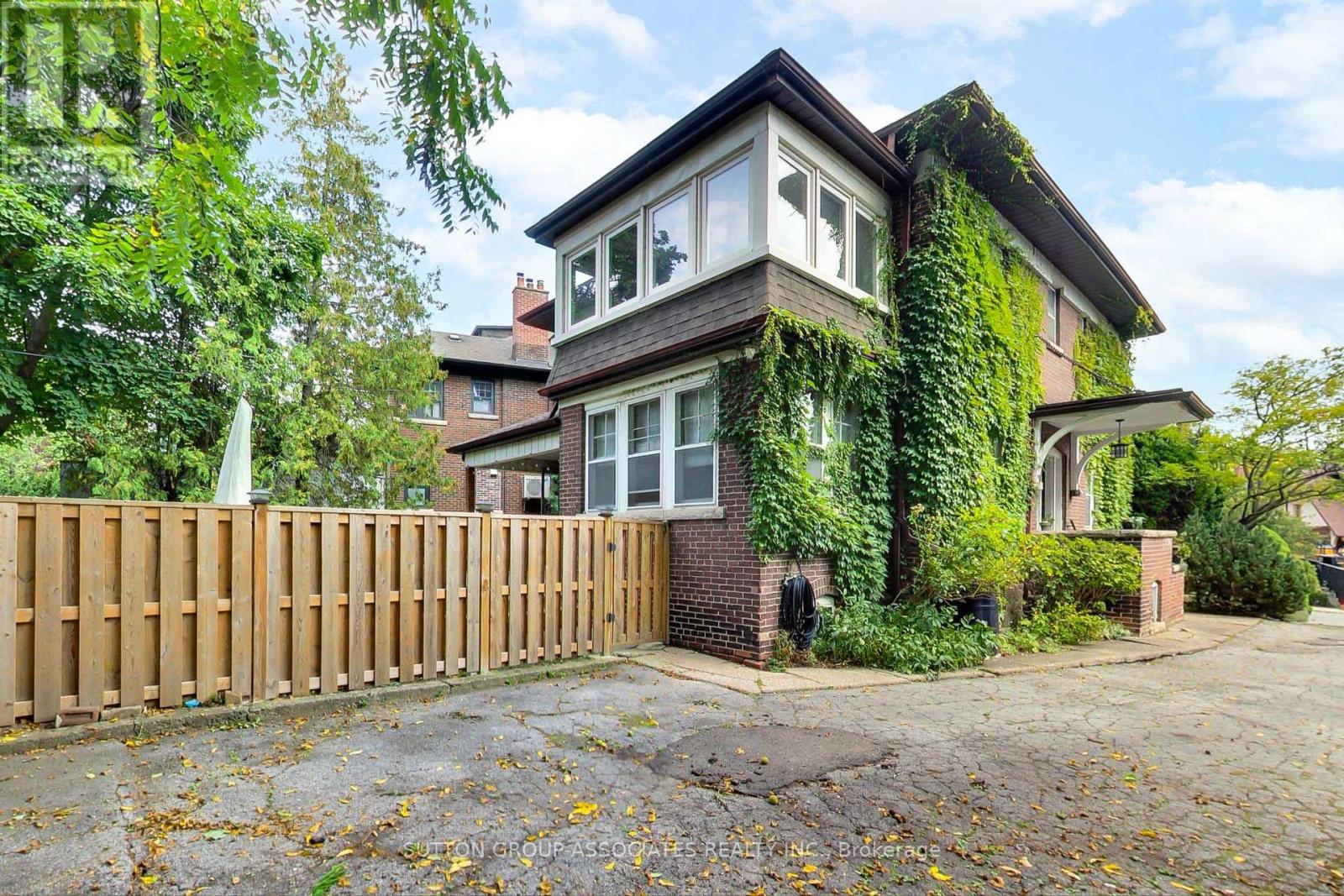 14 Bracondale Hill Road, Toronto, Ontario  M6G 3P4 - Photo 45 - C12424310