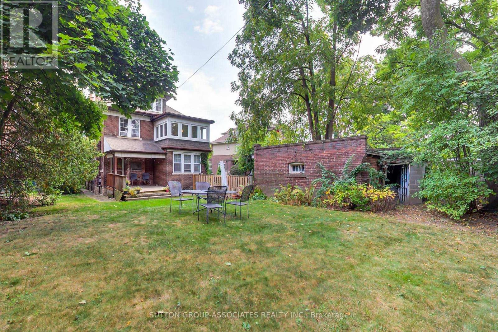 14 Bracondale Hill Road, Toronto, Ontario  M6G 3P4 - Photo 48 - C12424310