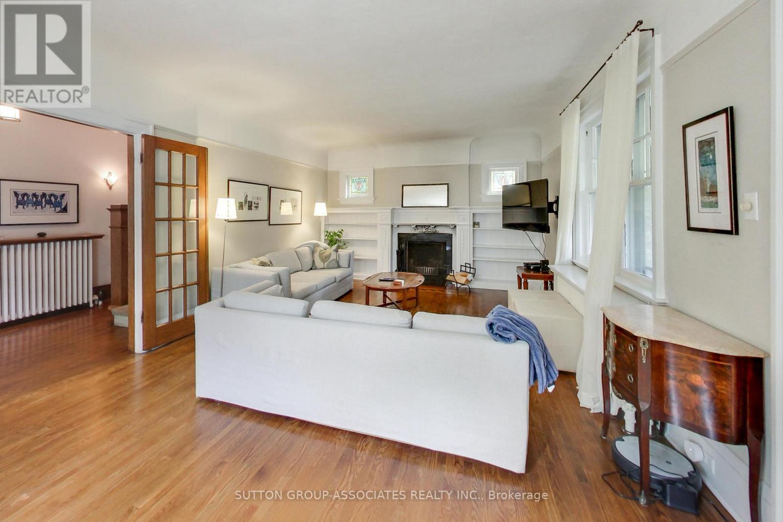 14 Bracondale Hill Road, Toronto, Ontario  M6G 3P4 - Photo 7 - C12424310