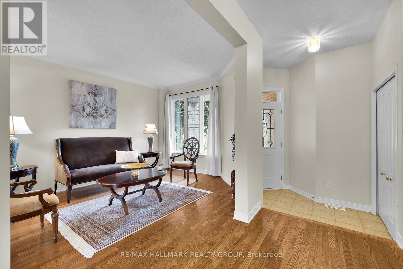 1924 Lobelia Way, Ottawa, Ontario  K4A 4R1 - Photo 2 - X12424408