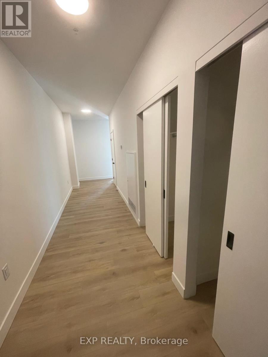 222 - 1600 James Naismith Drive, Ottawa, Ontario  K1B 5N8 - Photo 2 - X12424441