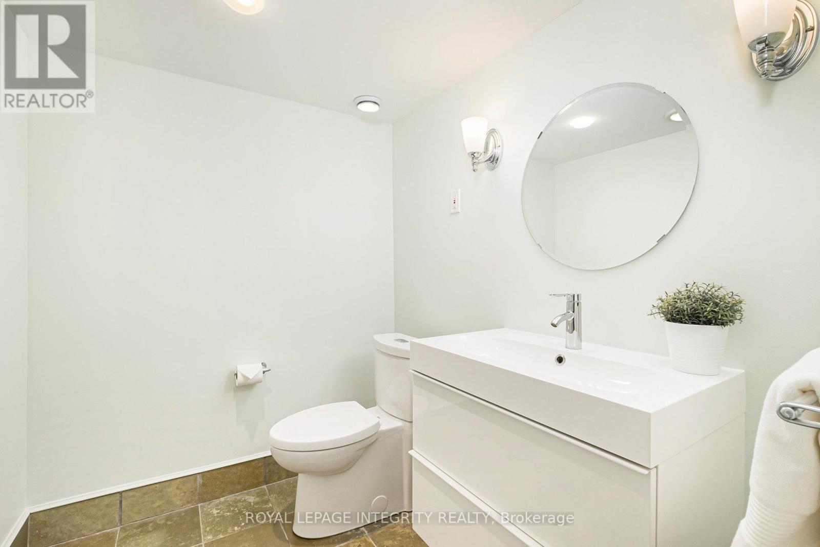 23 Still Water Drive, Ottawa, Ontario  K2H 5J9 - Photo 27 - X12424490