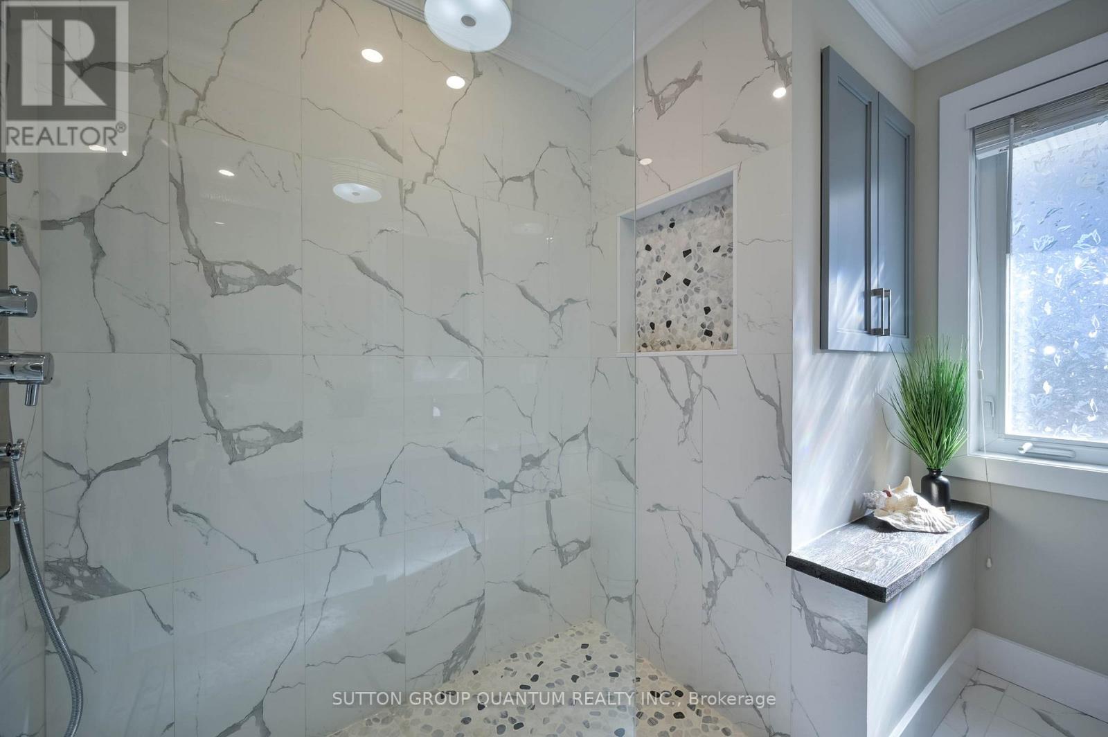 390 Wendall Place, Oakville, Ontario  L6K 2M1 - Photo 23 - W12417447