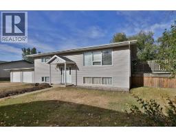 5226 52 Street Daysland