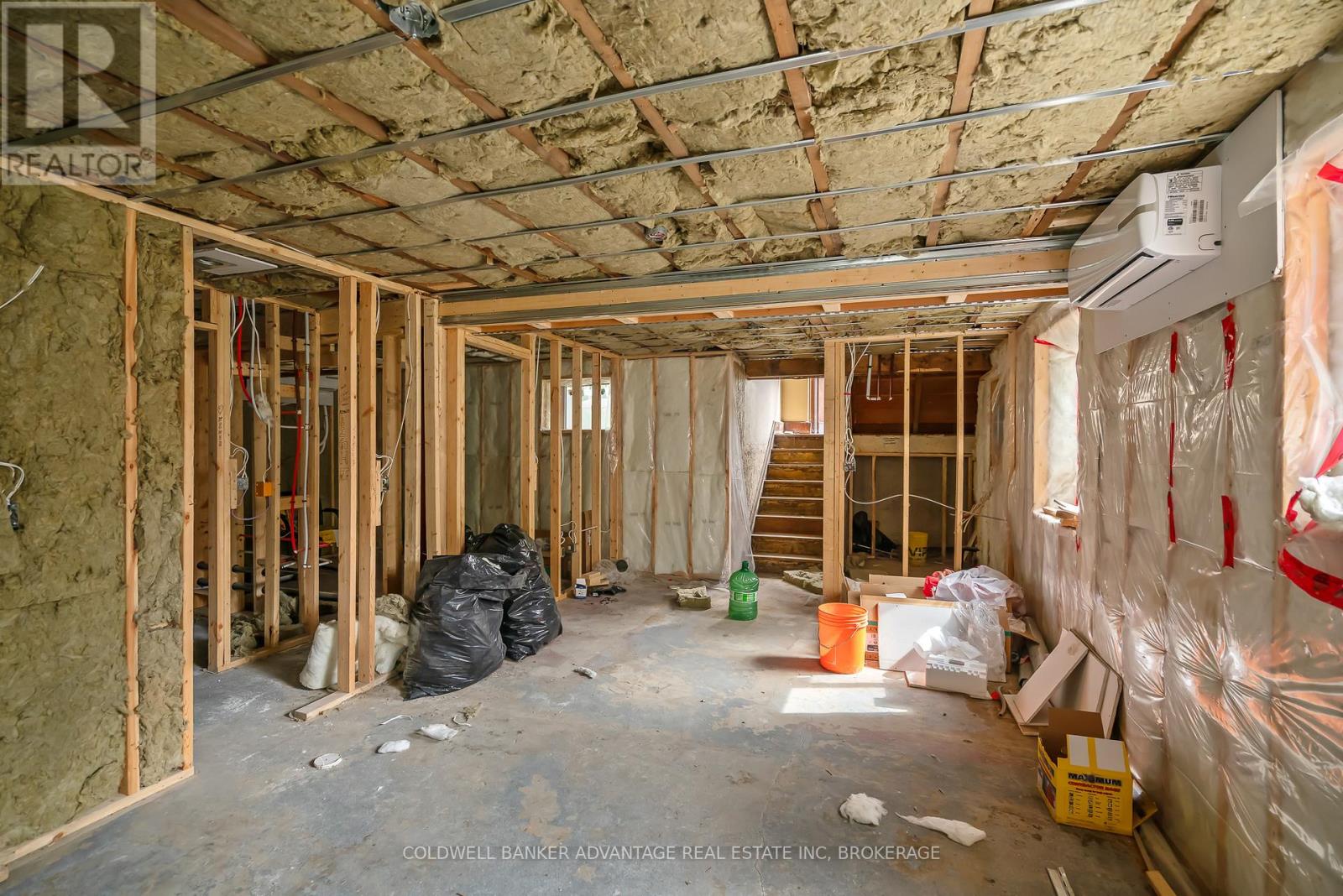 120 Thorold Road, Welland, Ontario  L3C 3V3 - Photo 19 - X12424423