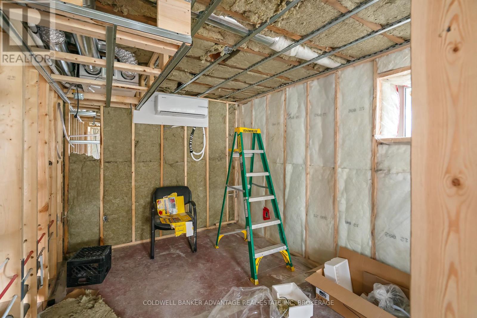 120 Thorold Road, Welland, Ontario  L3C 3V3 - Photo 25 - X12424423