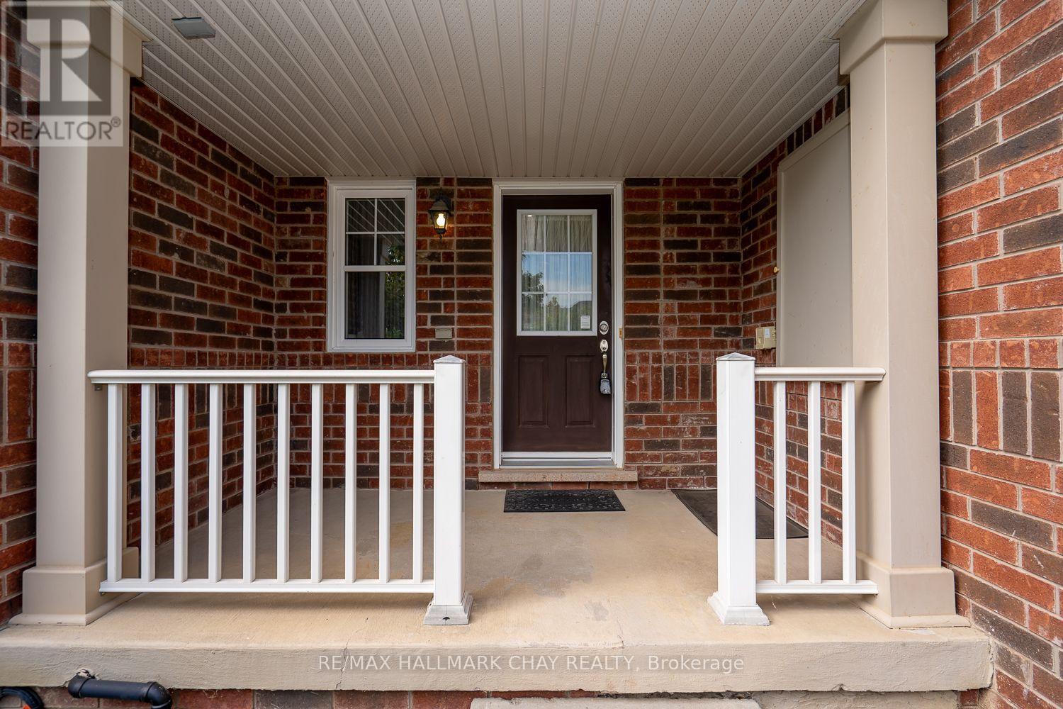 20 Steele Street, New Tecumseth, Ontario  L9R 0E6 - Photo 6 - N12417990