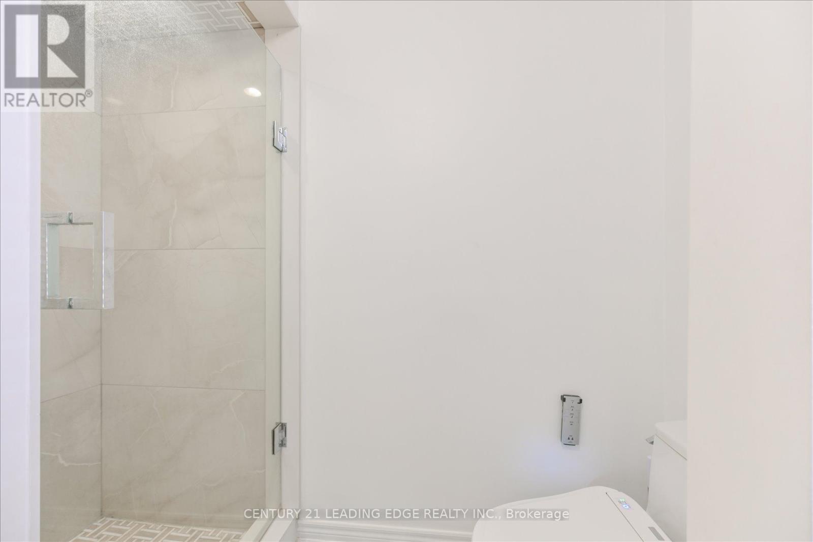 18 Kerr Lane, Aurora, Ontario  L4G 0E5 - Photo 24 - N12424319