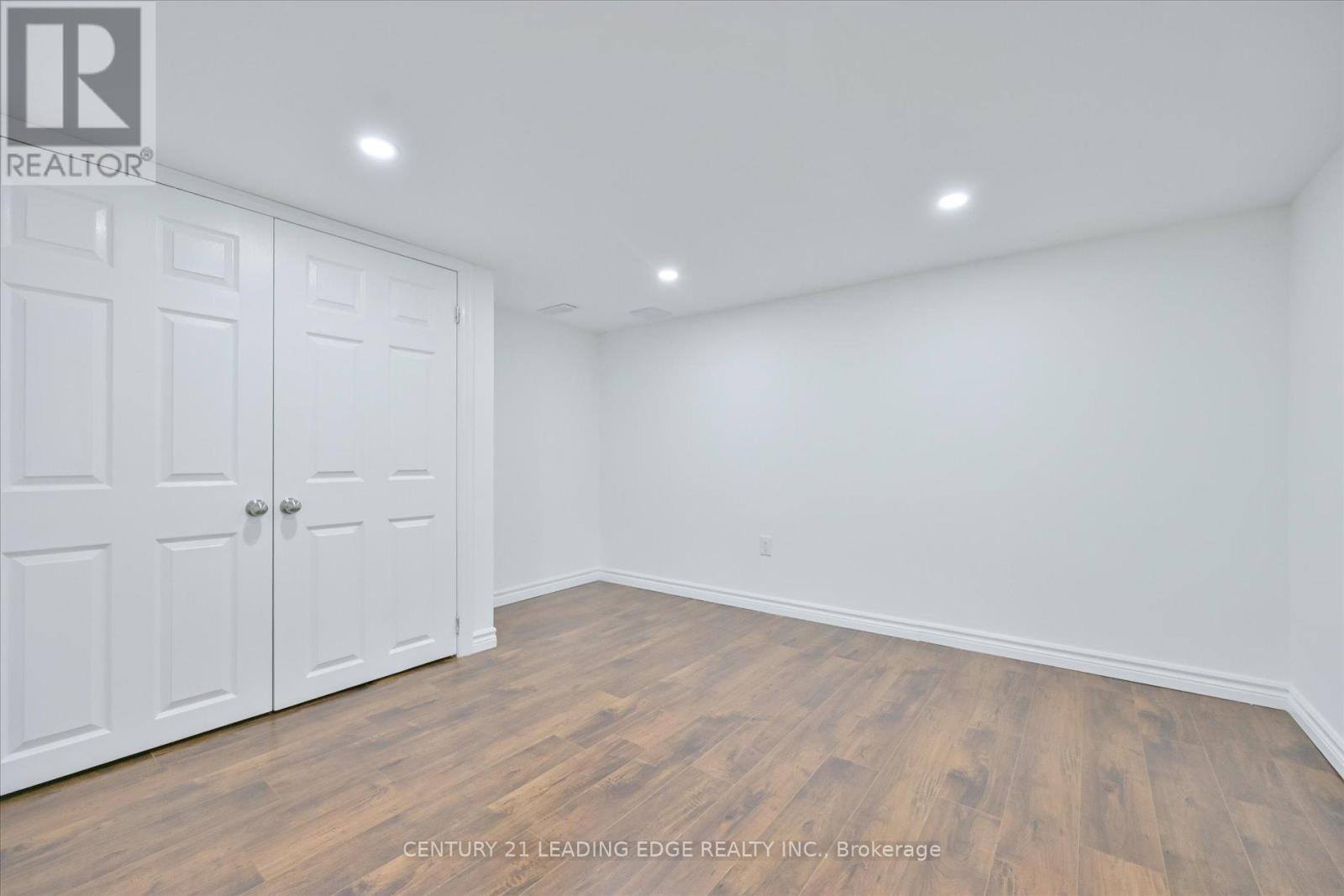 18 Kerr Lane, Aurora, Ontario  L4G 0E5 - Photo 34 - N12424319