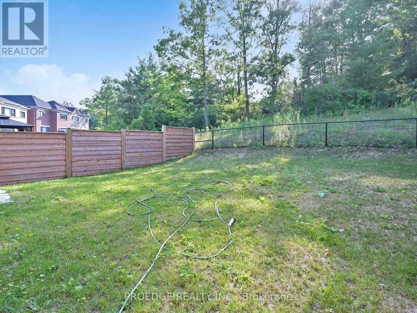 217 Sunset Vista Court, Aurora, Ontario  L4G 3Y1 - Photo 27 - N12424353