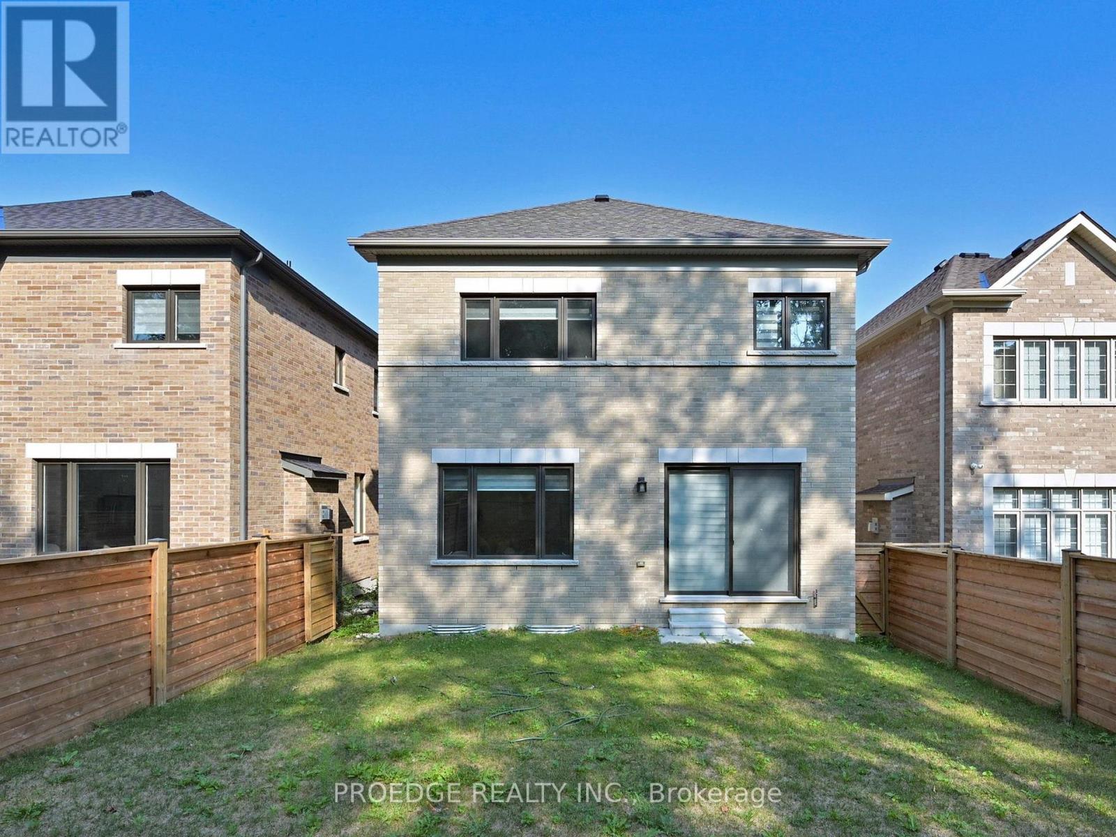 217 Sunset Vista Court, Aurora, Ontario  L4G 3Y1 - Photo 28 - N12424353