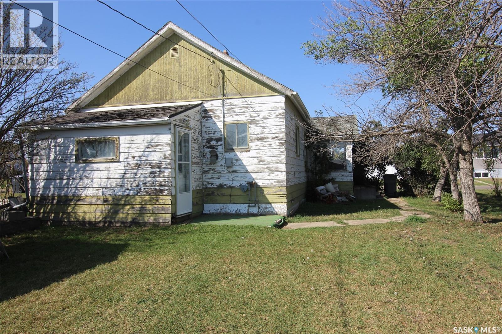 330 2nd Avenue W, Shaunavon, Saskatchewan  S0N 2M0 - Photo 19 - SK019164