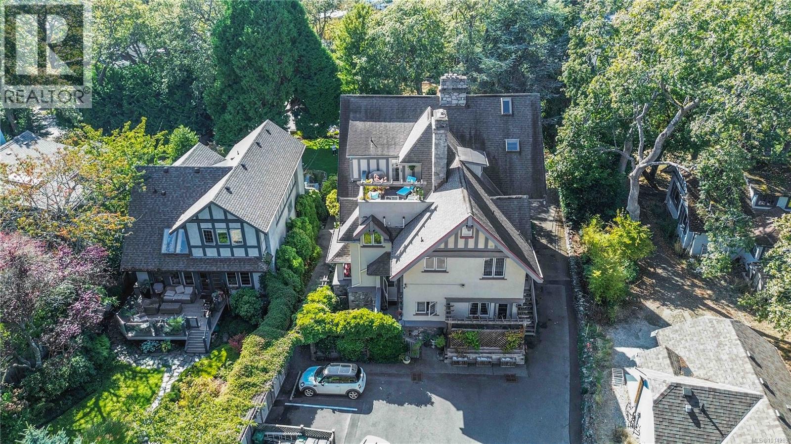 F 349 Foul Bay Rd, Victoria, British Columbia V8S 4G6 - Photo 29 - 1014289