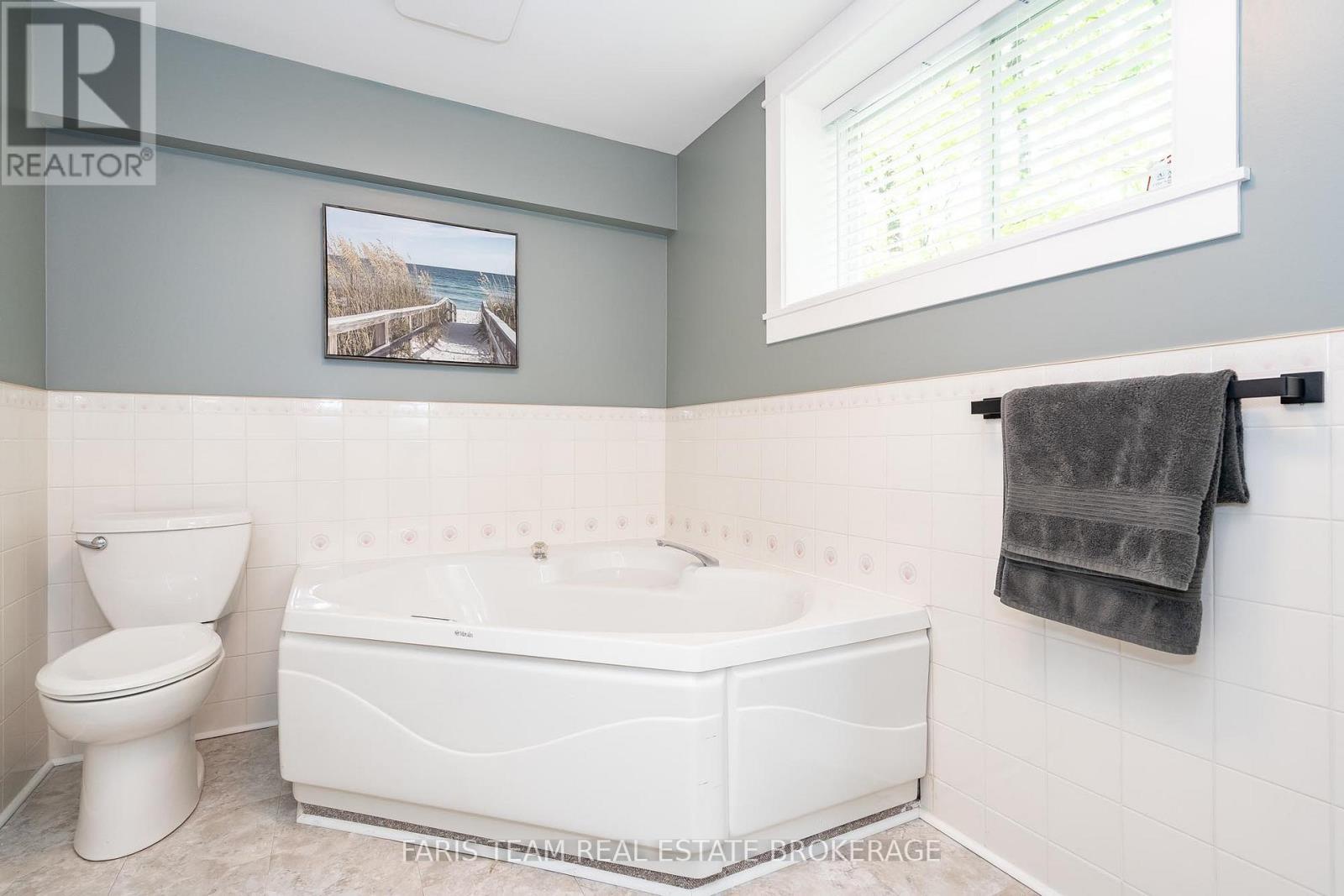 30 Bourgeois Beach Road, Tay, Ontario  L0K 2A0 - Photo 37 - S12291648
