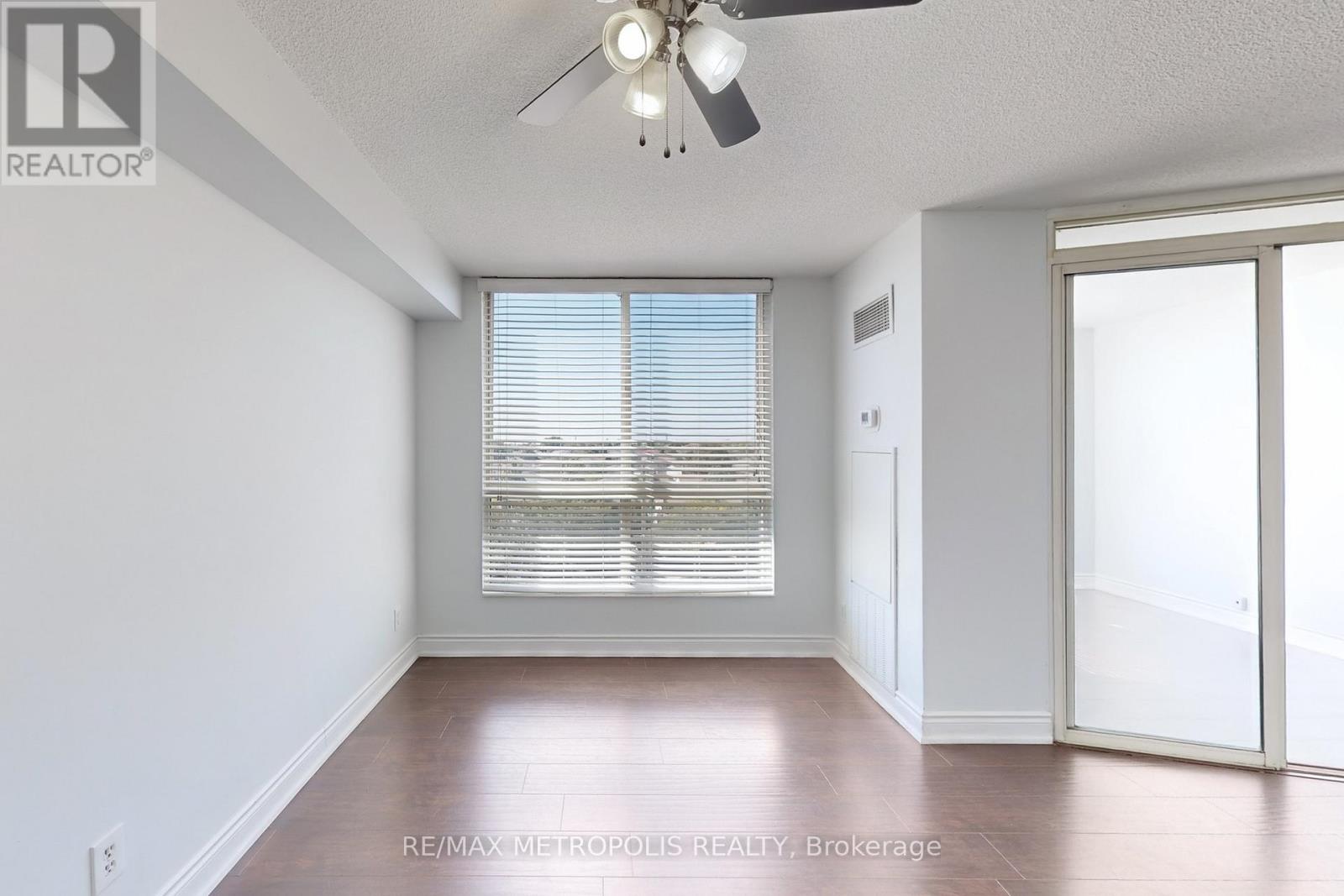 606 - 2901 Kipling Avenue, Toronto, Ontario  M9V 5E5 - Photo 13 - W12424298