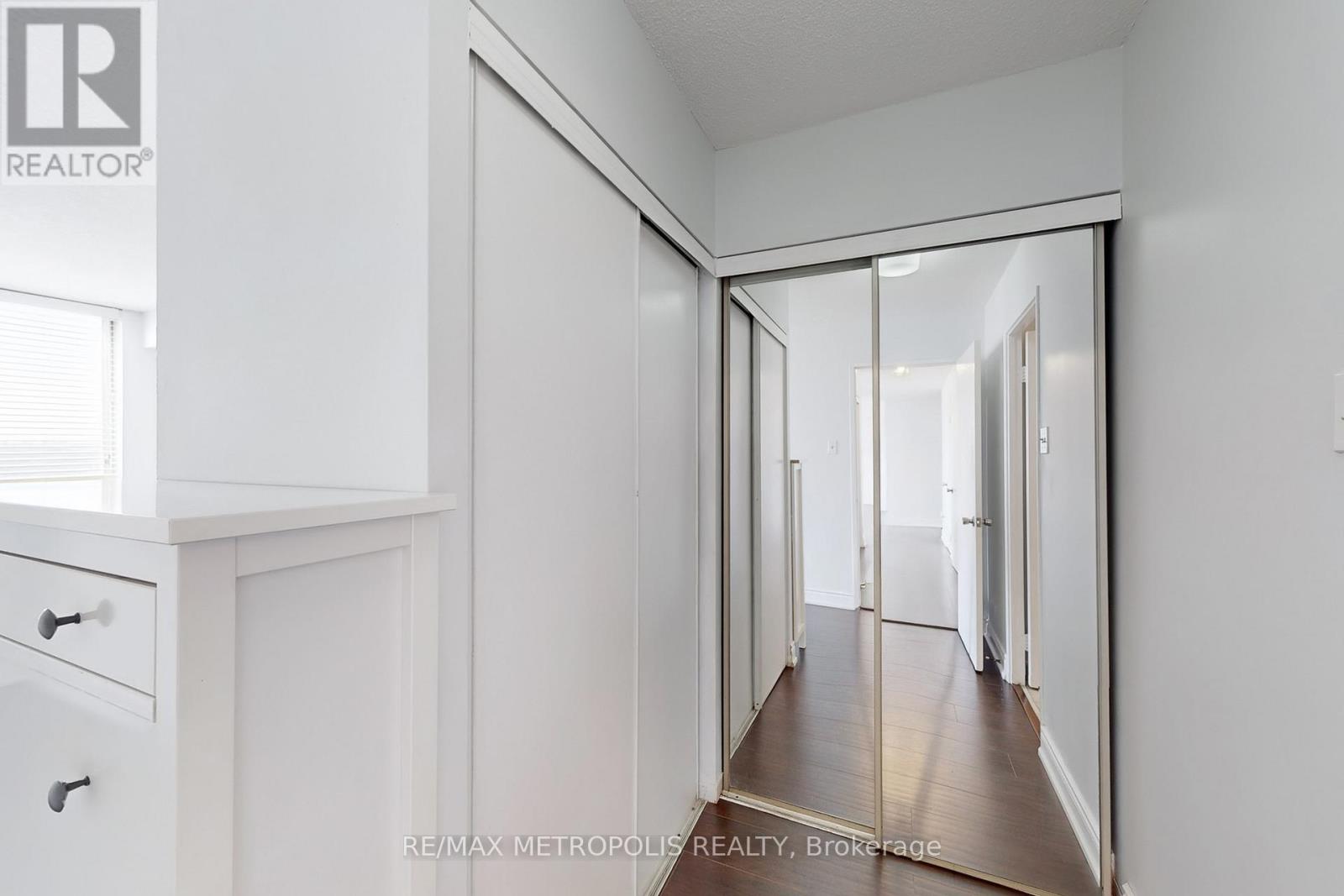 606 - 2901 Kipling Avenue, Toronto, Ontario  M9V 5E5 - Photo 30 - W12424298