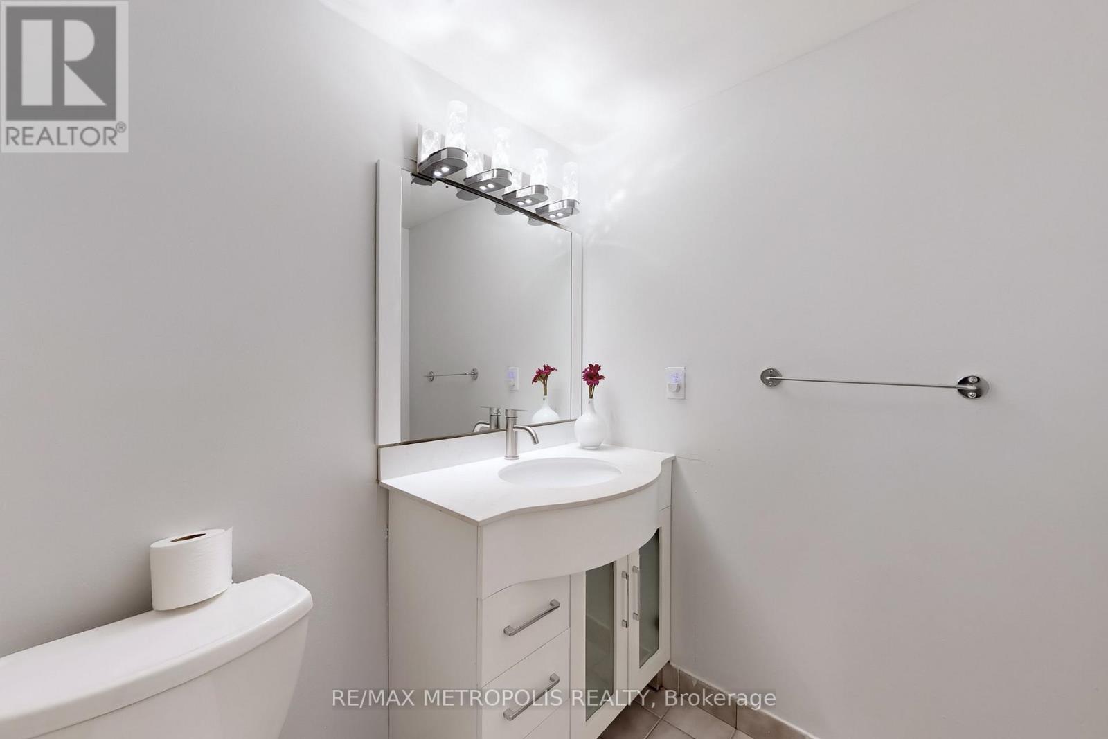 606 - 2901 Kipling Avenue, Toronto, Ontario  M9V 5E5 - Photo 32 - W12424298