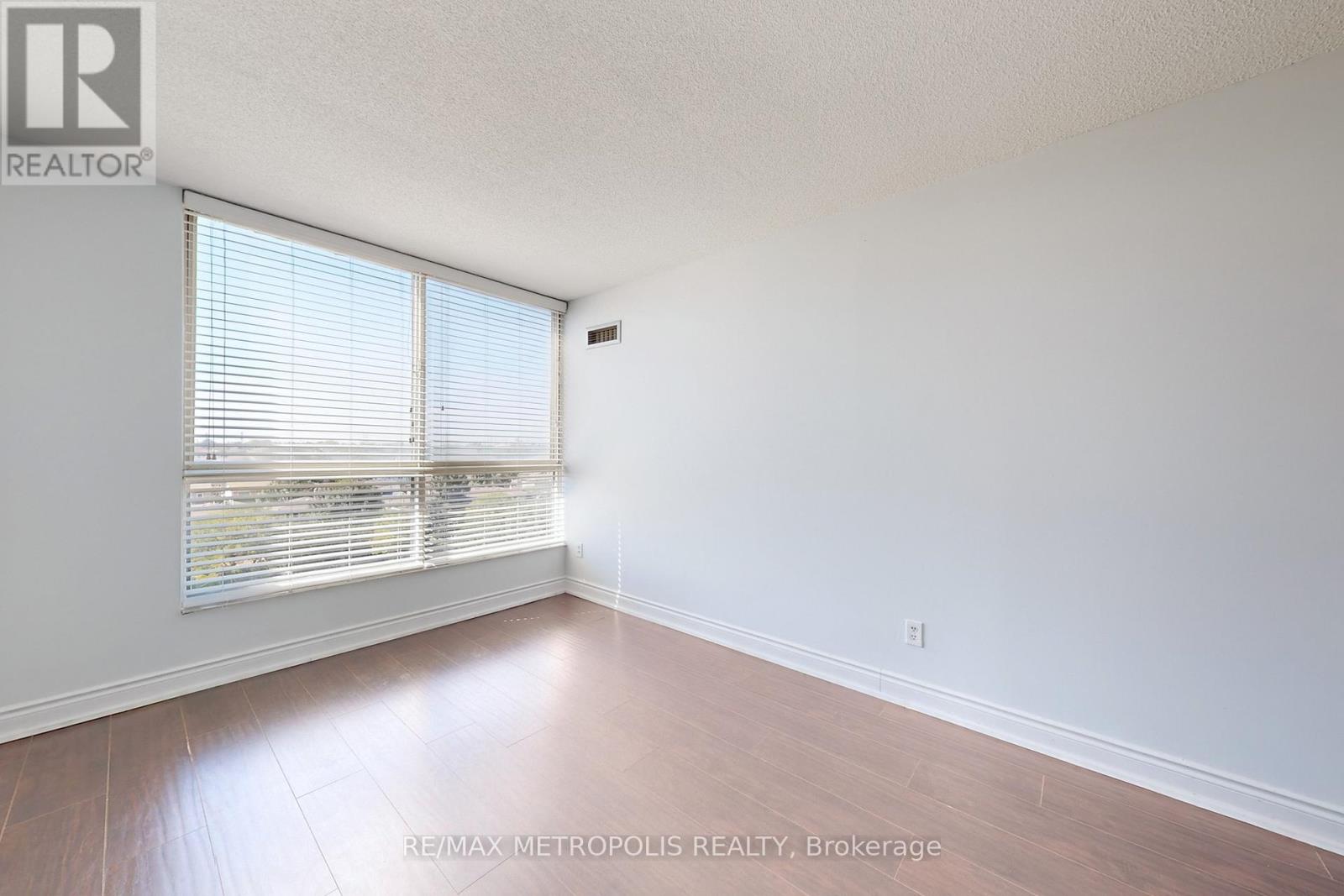 606 - 2901 Kipling Avenue, Toronto, Ontario  M9V 5E5 - Photo 34 - W12424298