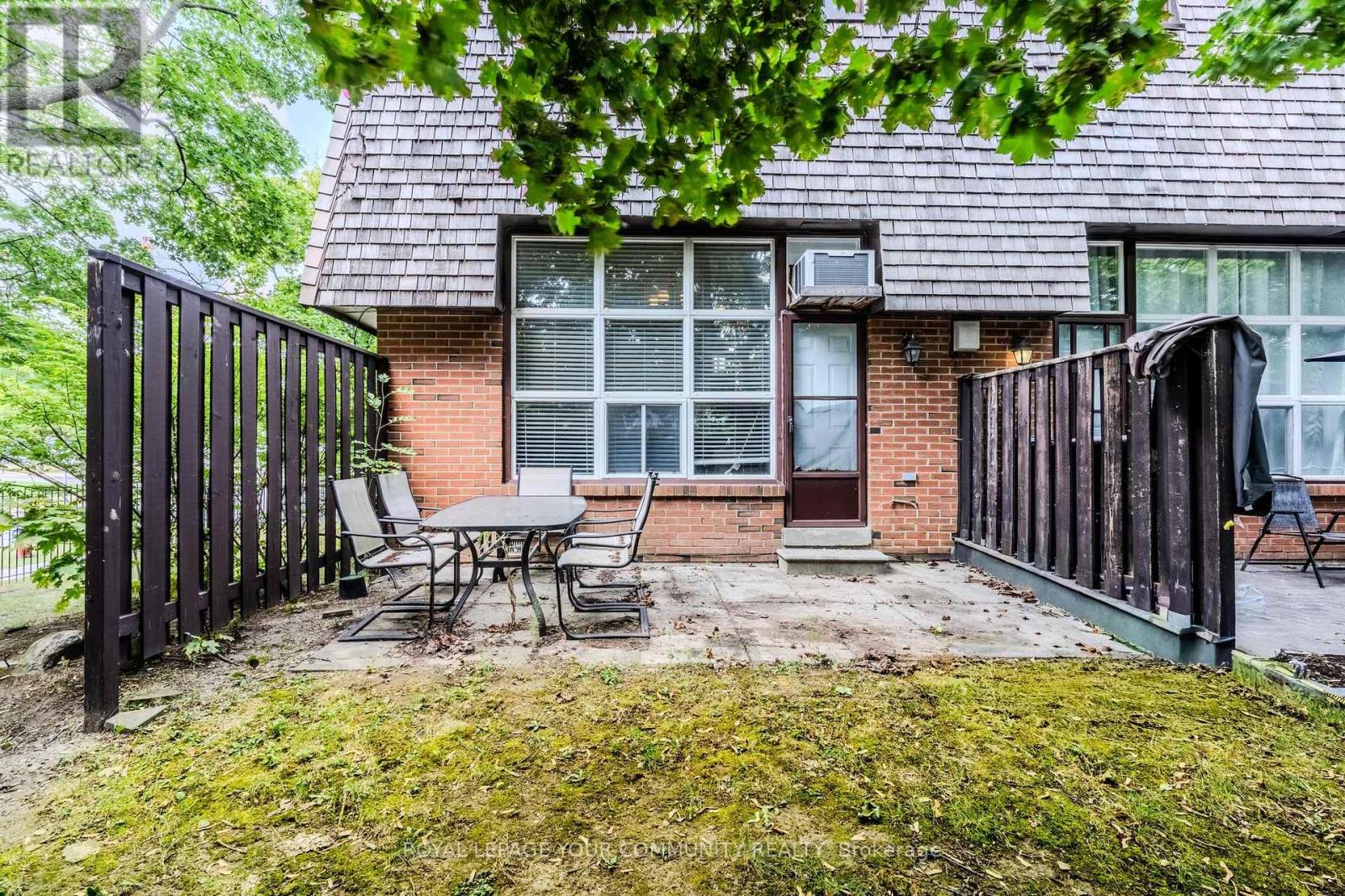 34 - 30 Briar Path, Brampton, Ontario  L6T 2A3 - Photo 32 - W12424316