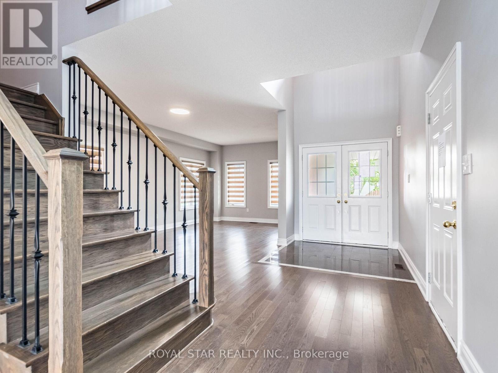 275 Checkerberry Crescent, Brampton, Ontario  L6R 2W7 - Photo 16 - W12424349