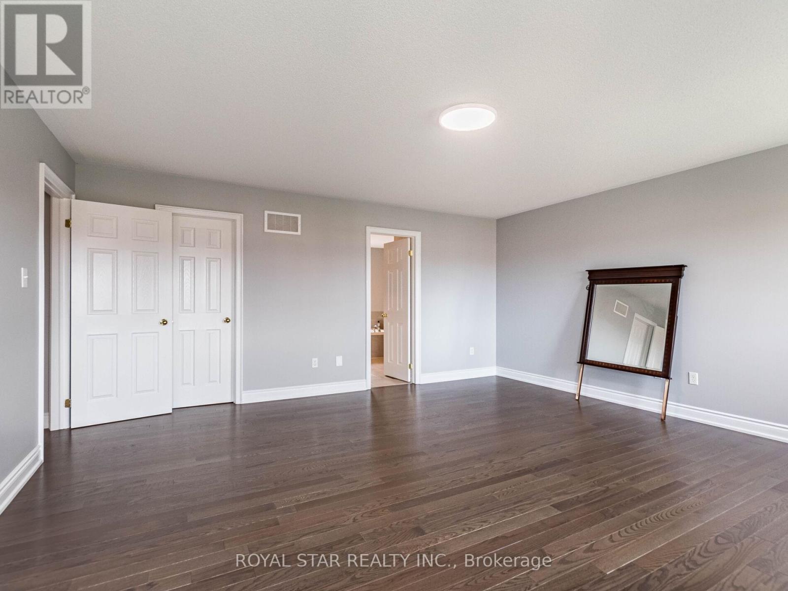 275 Checkerberry Crescent, Brampton, Ontario  L6R 2W7 - Photo 22 - W12424349