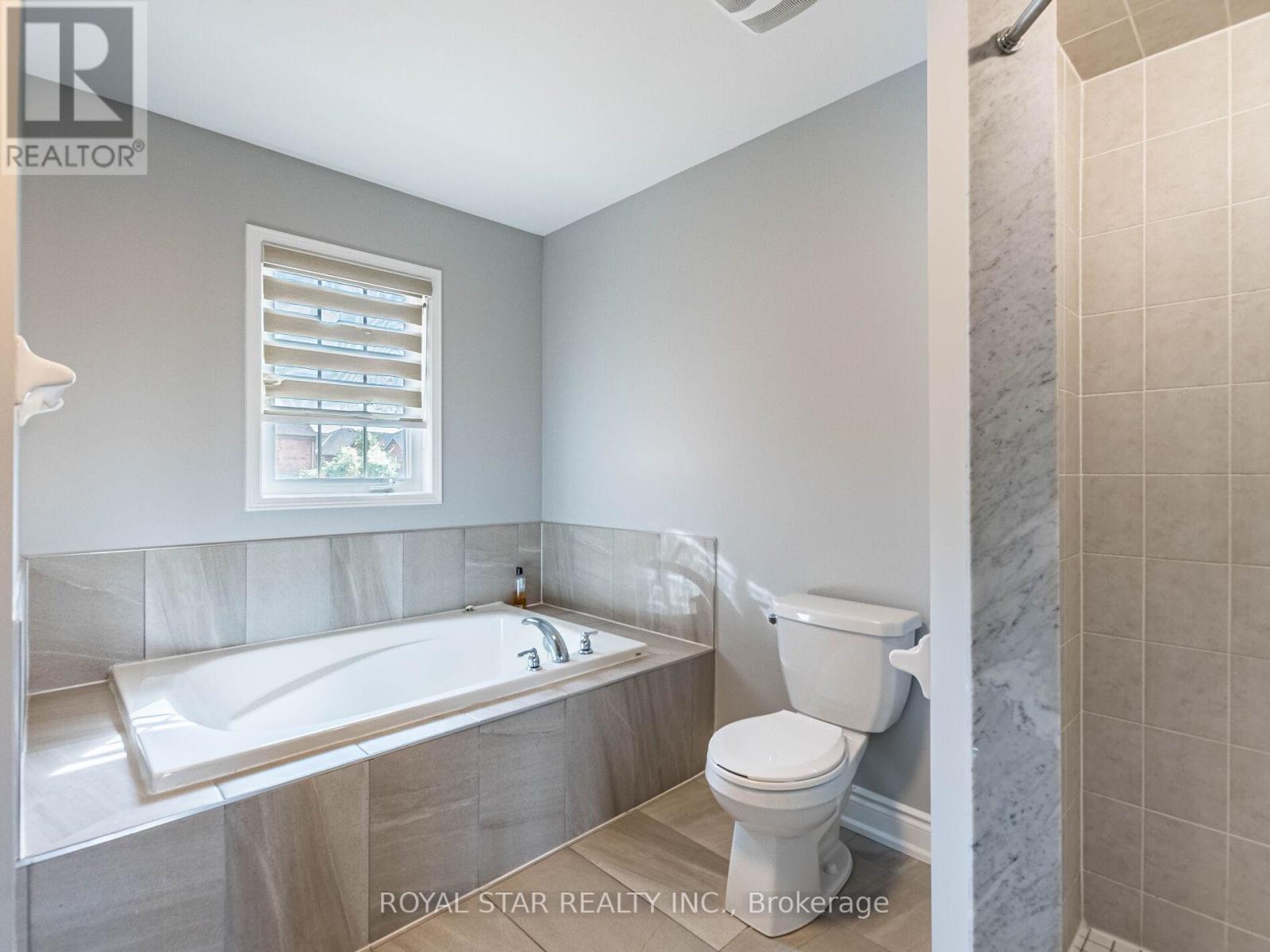 275 Checkerberry Crescent, Brampton, Ontario  L6R 2W7 - Photo 23 - W12424349