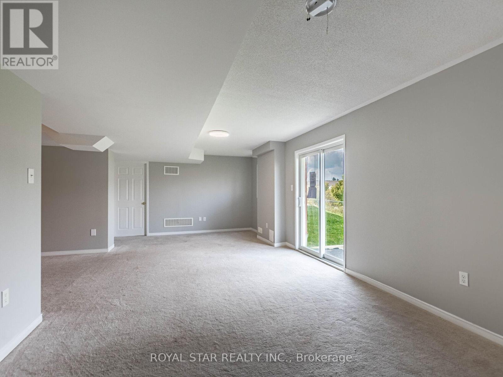 275 Checkerberry Crescent, Brampton, Ontario  L6R 2W7 - Photo 37 - W12424349