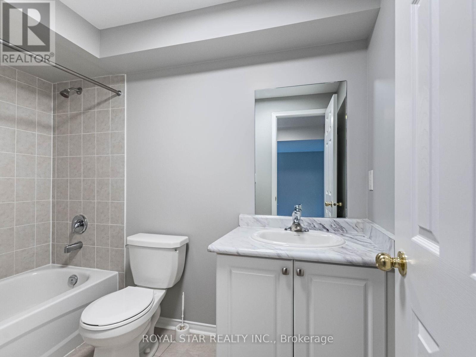 275 Checkerberry Crescent, Brampton, Ontario  L6R 2W7 - Photo 39 - W12424349