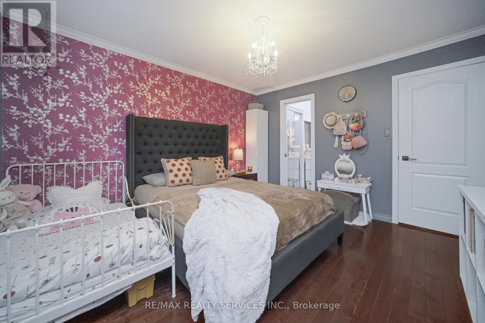 74 Leeward Drive N, Brampton (Westgate), Ontario  L6S 5V8 - Photo 28 - W12424359