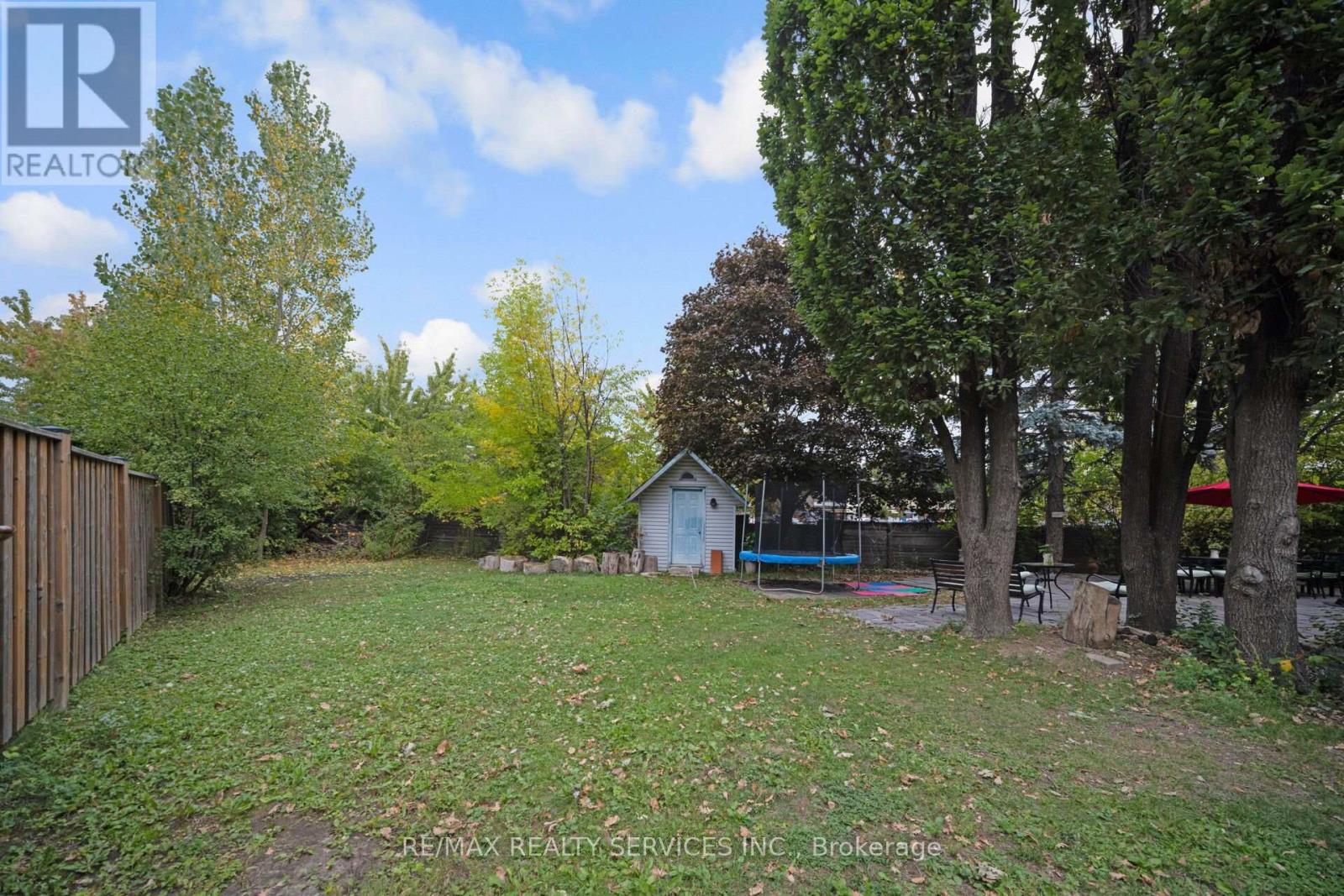 74 Leeward Drive N, Brampton (Westgate), Ontario  L6S 5V8 - Photo 48 - W12424359