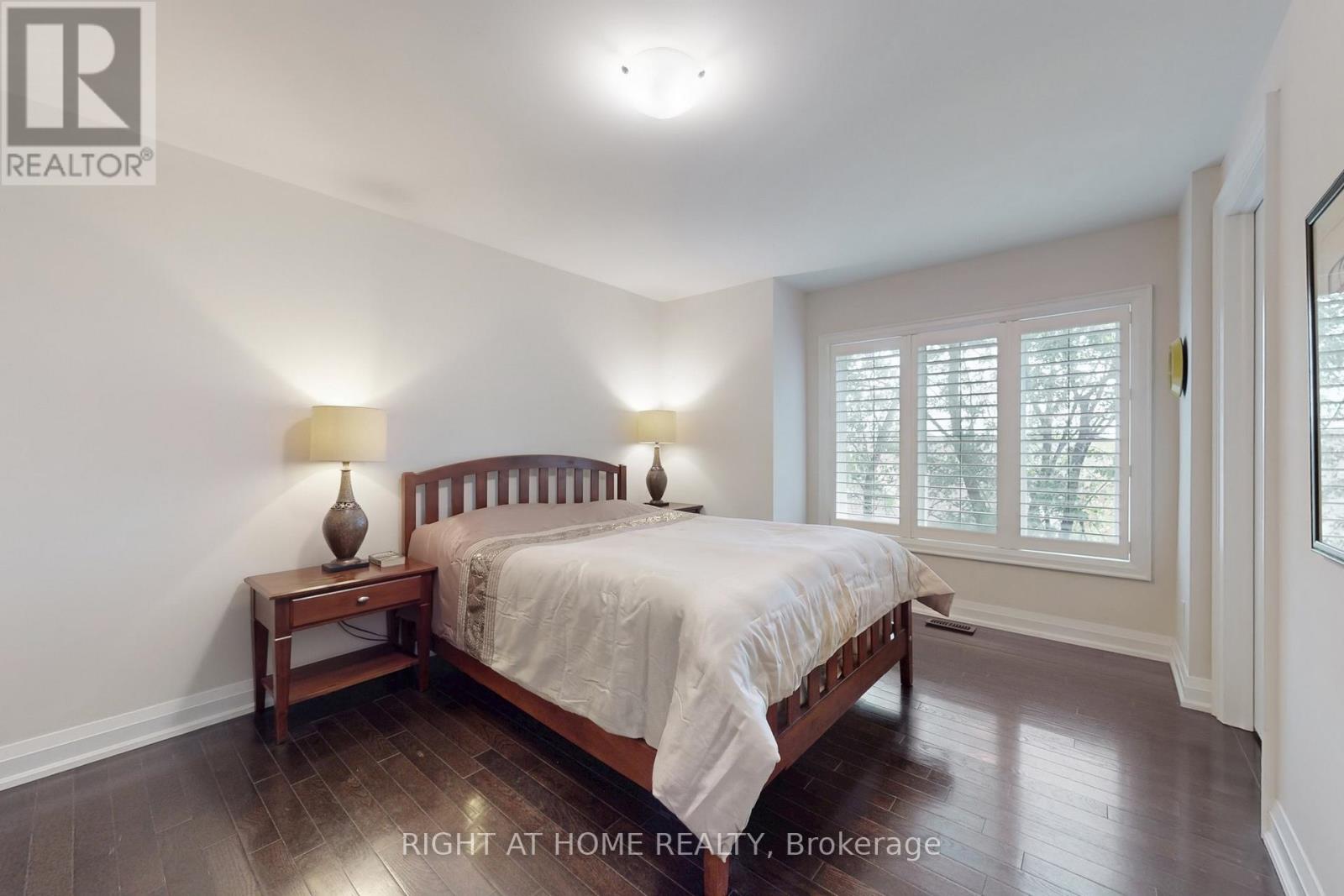 2003 Deerview Common, Oakville (Bc Bronte Creek), Ontario  L6M 0Y2 - Photo 18 - W12424362