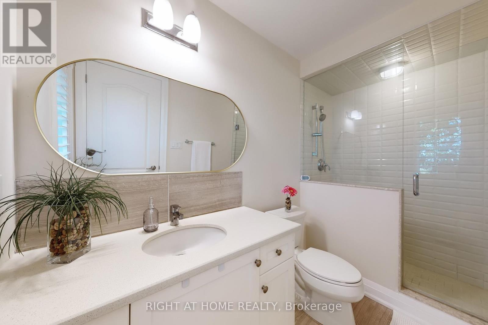 2003 Deerview Common, Oakville (Bc Bronte Creek), Ontario  L6M 0Y2 - Photo 19 - W12424362