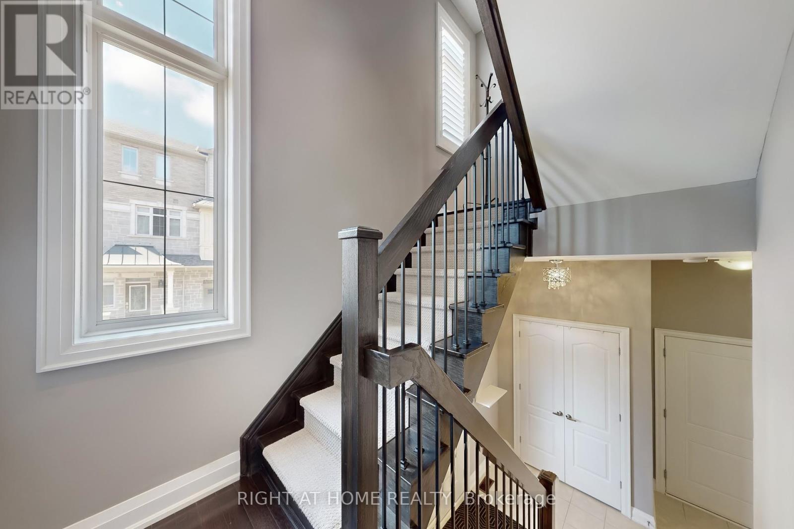 2003 Deerview Common, Oakville (Bc Bronte Creek), Ontario  L6M 0Y2 - Photo 28 - W12424362