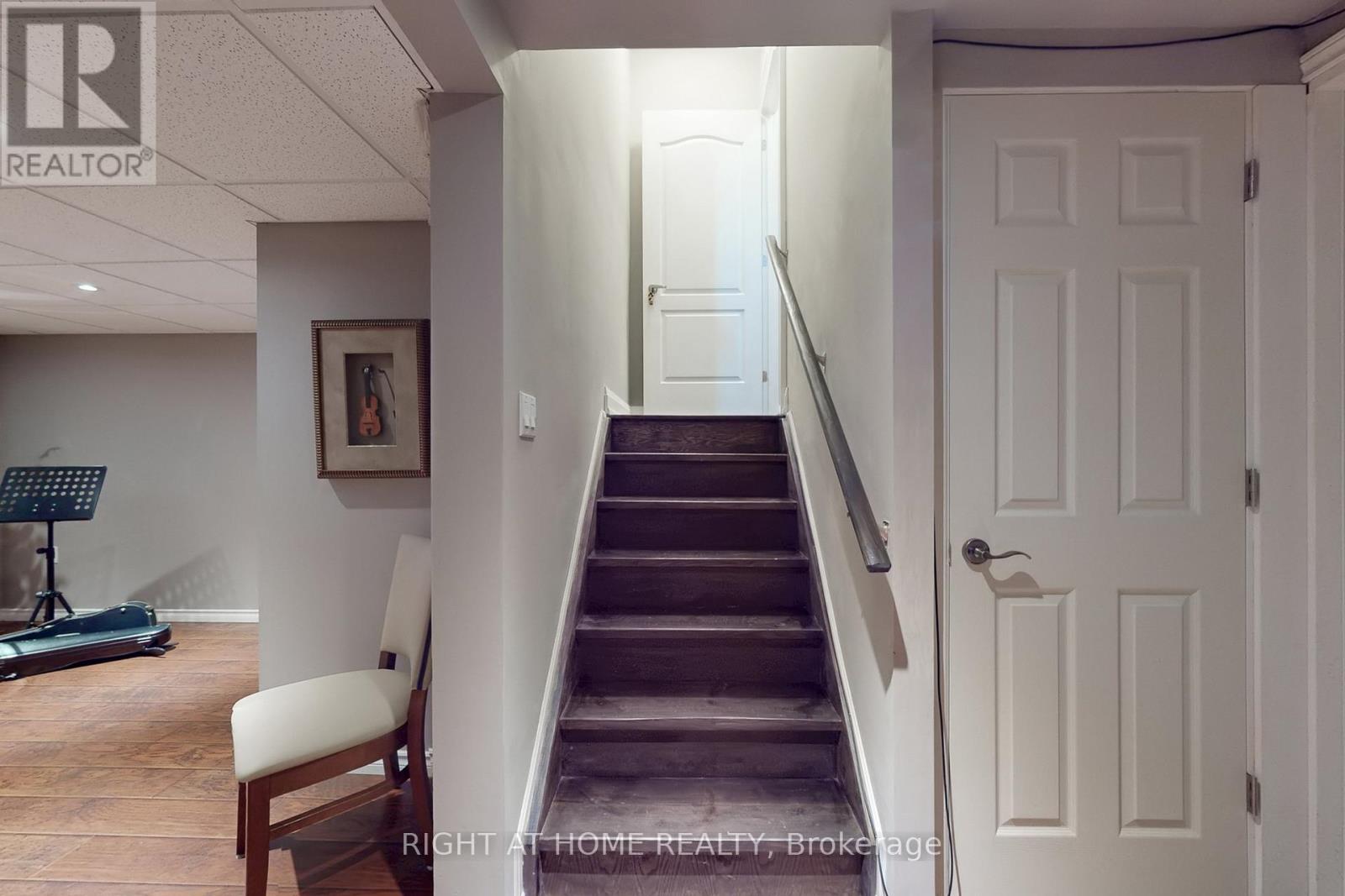 2003 Deerview Common, Oakville (Bc Bronte Creek), Ontario  L6M 0Y2 - Photo 37 - W12424362