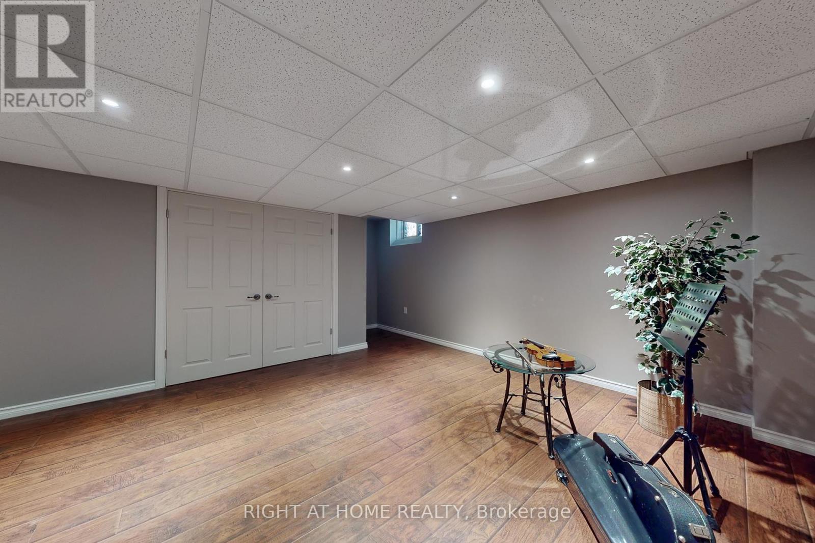 2003 Deerview Common, Oakville (Bc Bronte Creek), Ontario  L6M 0Y2 - Photo 38 - W12424362