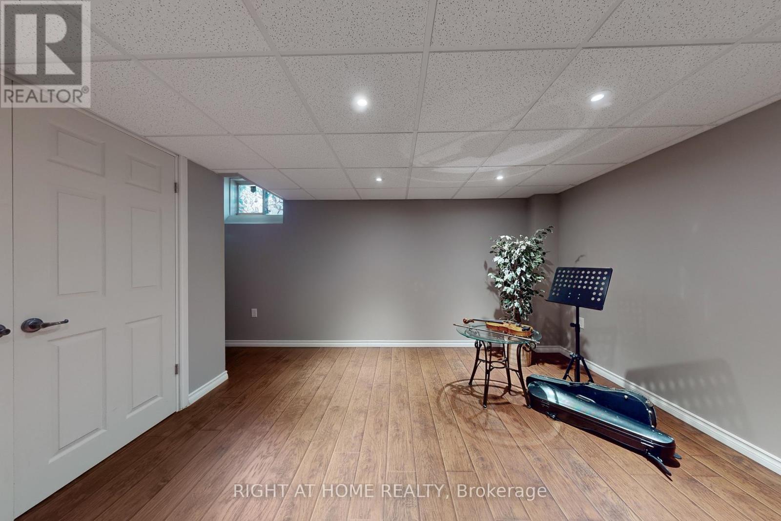 2003 Deerview Common, Oakville (Bc Bronte Creek), Ontario  L6M 0Y2 - Photo 39 - W12424362
