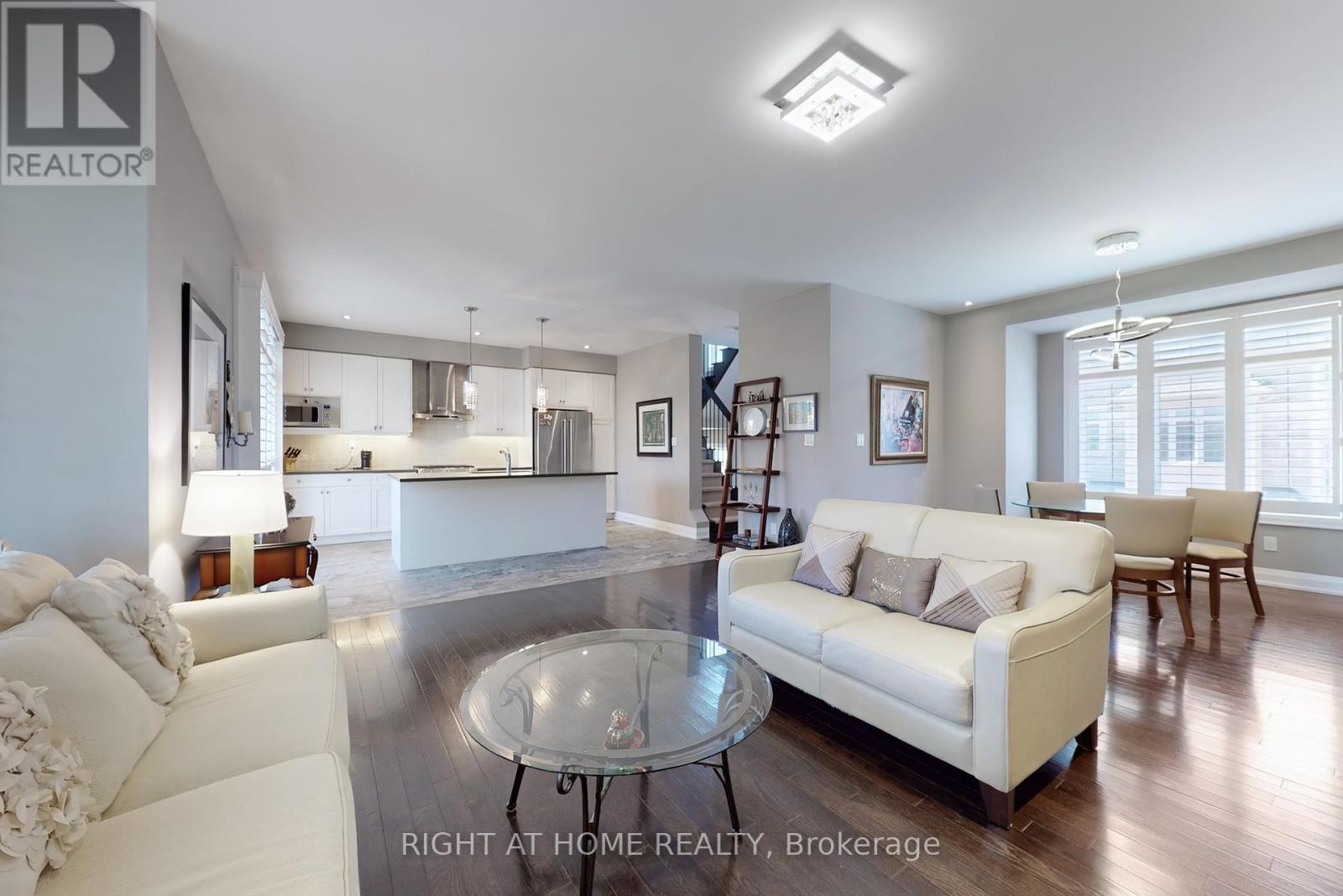 2003 Deerview Common, Oakville (Bc Bronte Creek), Ontario  L6M 0Y2 - Photo 4 - W12424362