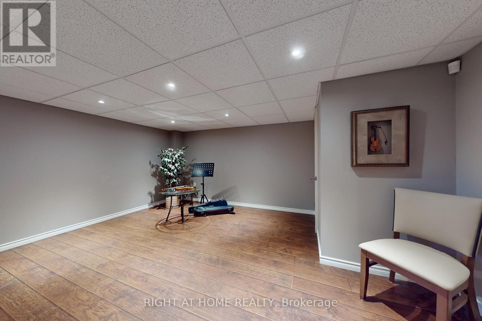 2003 Deerview Common, Oakville (Bc Bronte Creek), Ontario  L6M 0Y2 - Photo 40 - W12424362