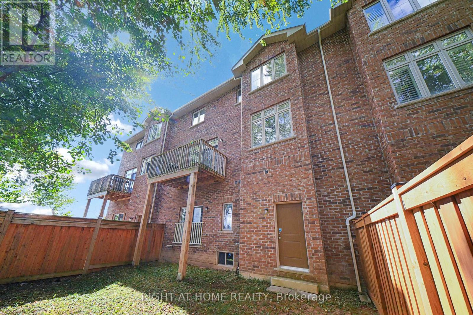 2003 Deerview Common, Oakville (Bc Bronte Creek), Ontario  L6M 0Y2 - Photo 46 - W12424362