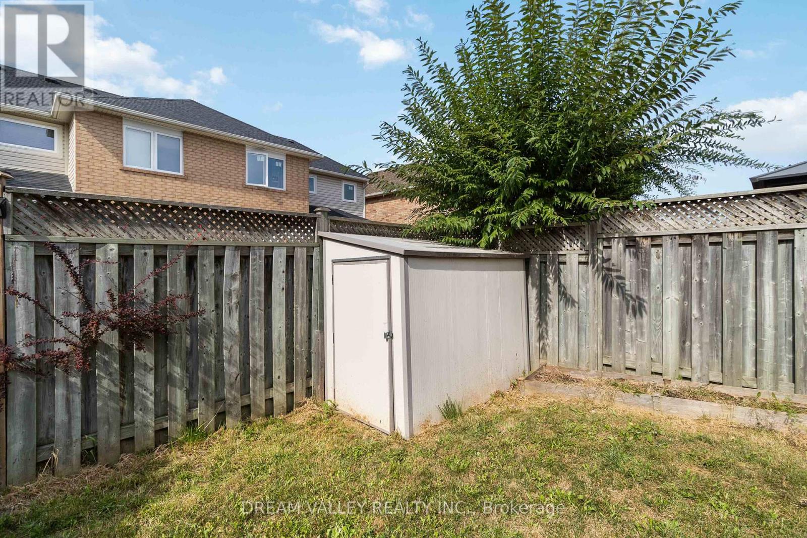 1517 Evans Terrace, Milton, Ontario  L9T 5J5 - Photo 33 - W12424366