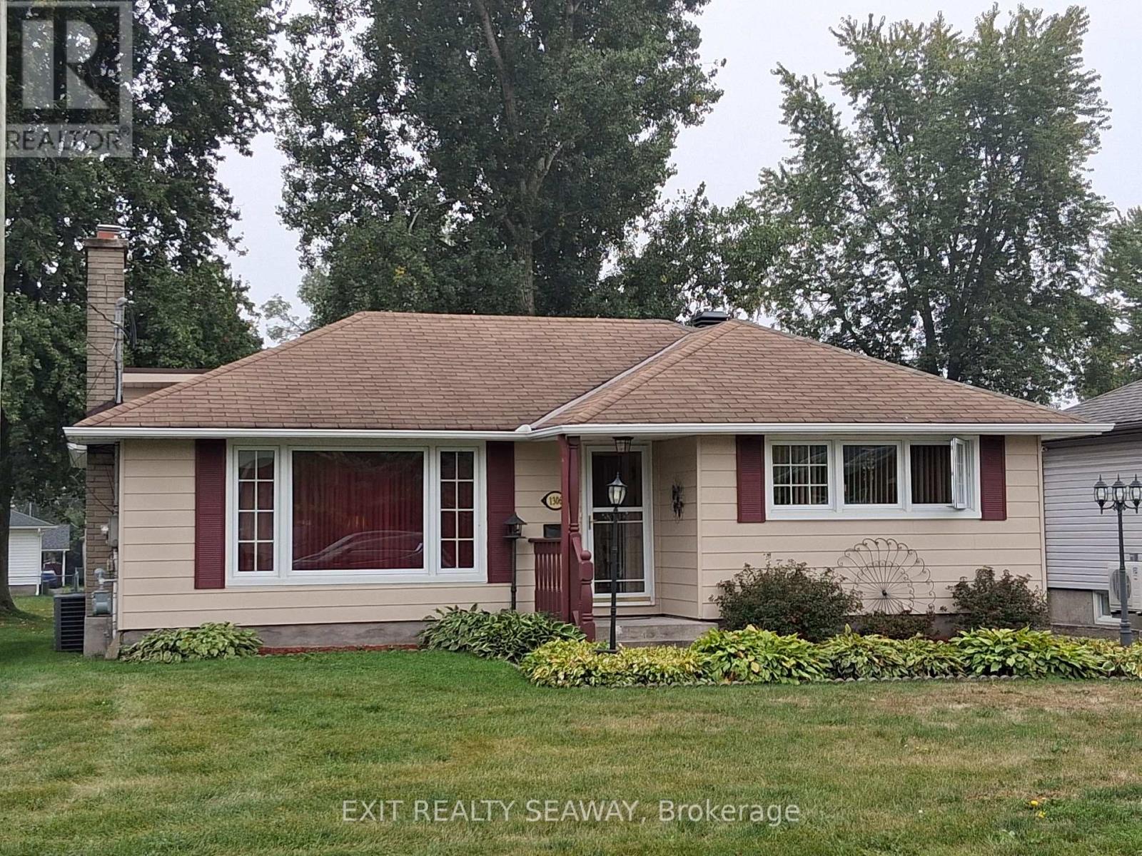 1306 PRINCESS STREET, Cornwall, Ontario
