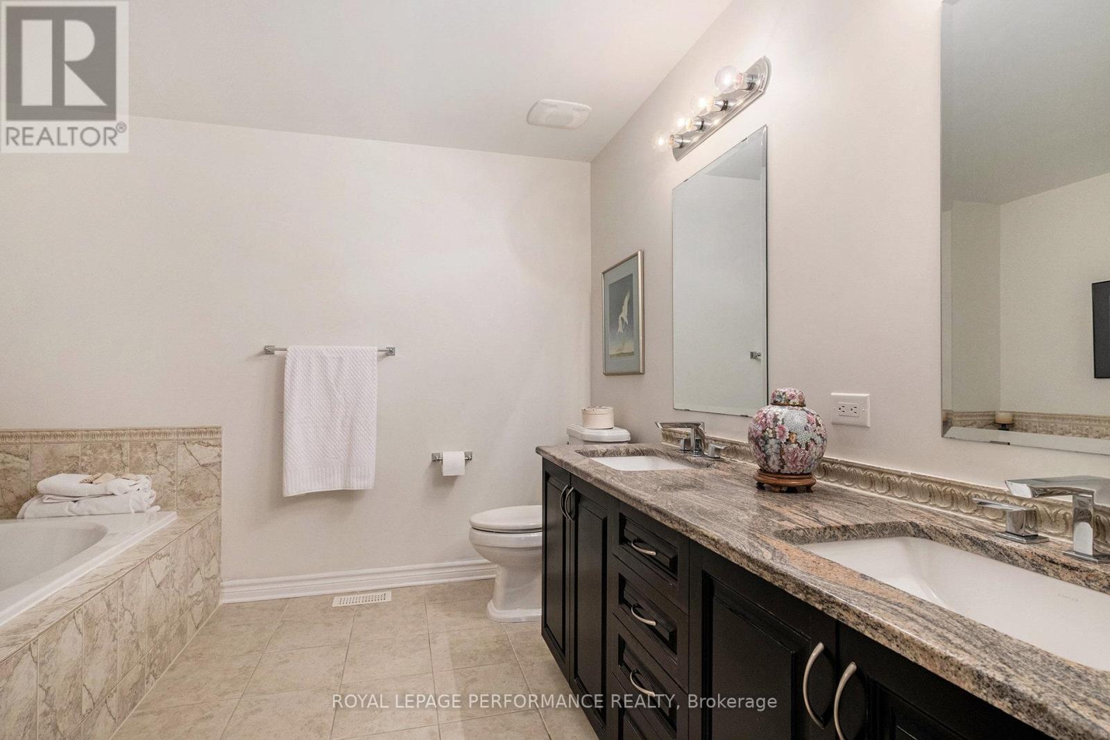 414 Statewood Drive, Ottawa, Ontario  K2K 0B7 - Photo 15 - X12388555