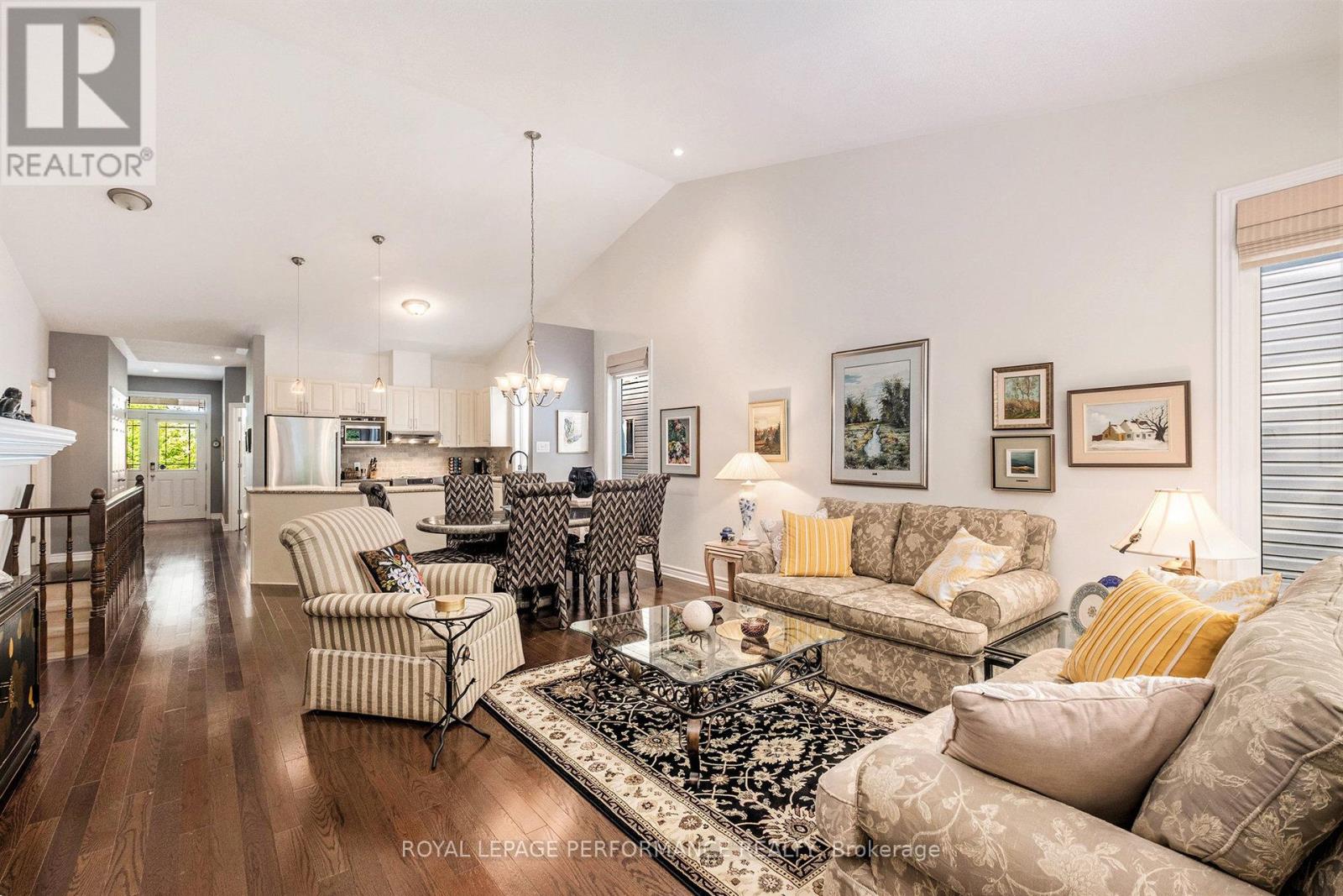 414 Statewood Drive, Ottawa, Ontario  K2K 0B7 - Photo 4 - X12388555
