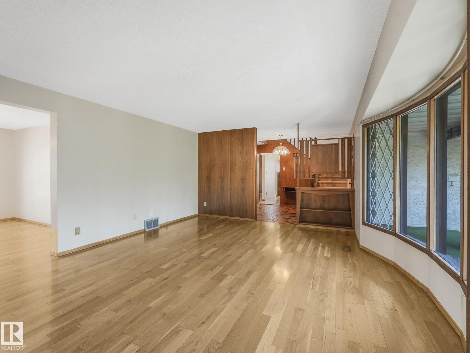 3213 111a St Nw, Edmonton, Alberta  T6J 3Y5 - Photo 8 - E4459246