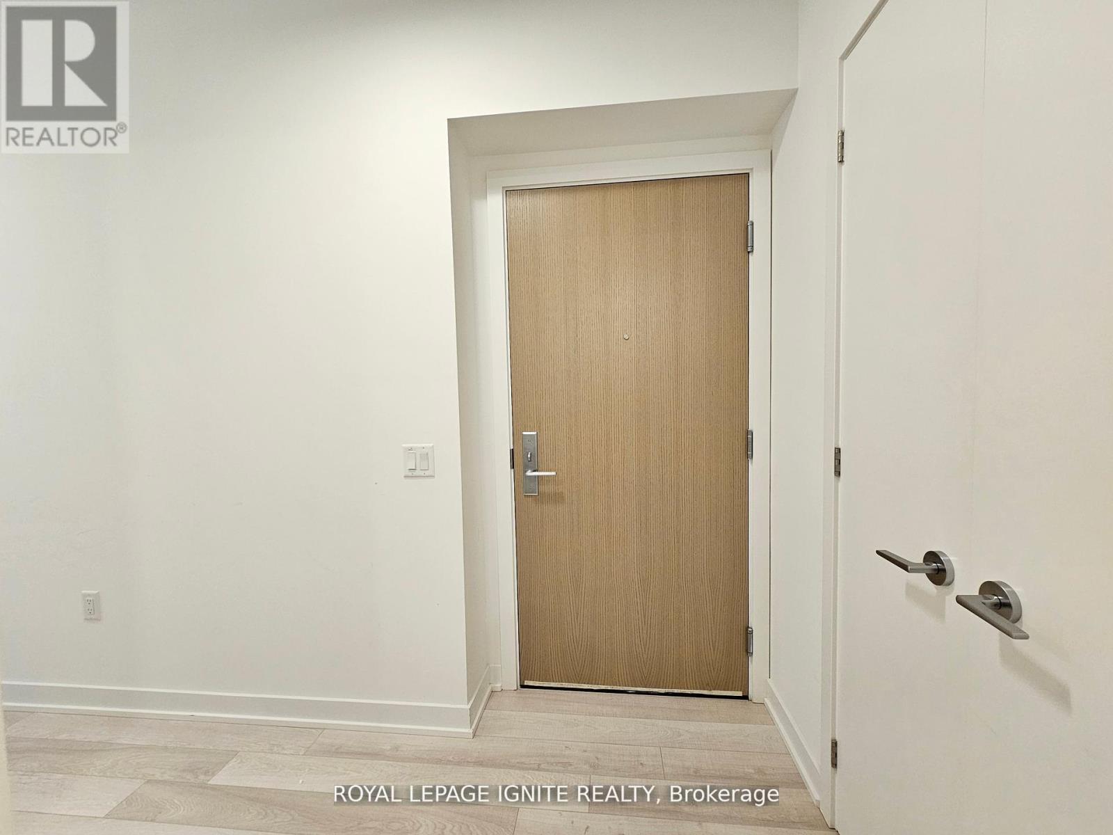 504 - 357 King Street W, Toronto (Waterfront Communities), Ontario  M5V 0S7 - Photo 2 - C12424380